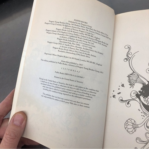 Emma by: Jane Austin, paperback book - Picture 3 of 8